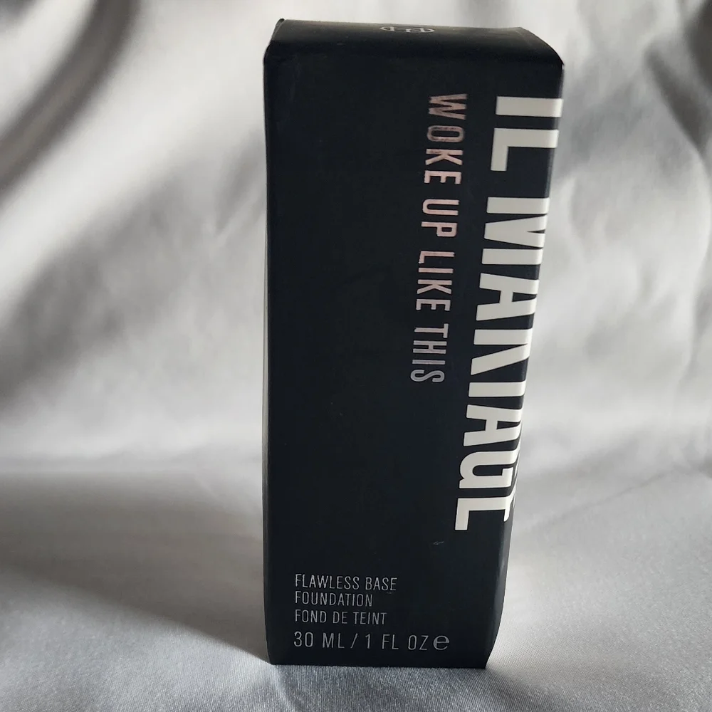 IL MAKIAGE Flawless Base Foundation - Light Ivory - Picture 3 of 3